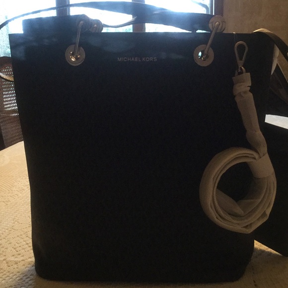 michael kors raven bag black
